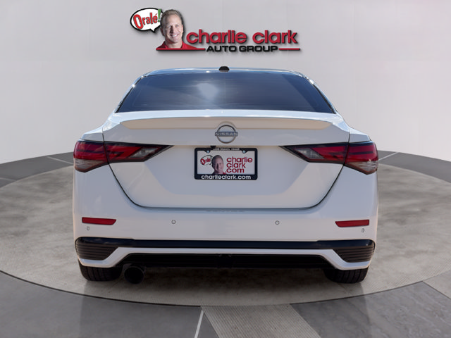 Certified 2024 Nissan Sentra SR w/ SR Premium Package FWD image 4
