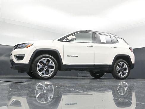 Used 2020 Jeep Compass Limited AWD/4WD image 28