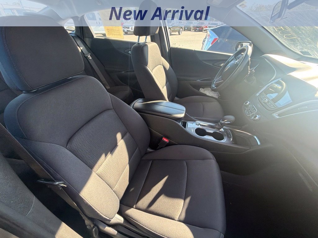 Used 2024 Chevrolet Malibu LT FWD image 4