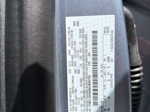 Used 2022 Ford Escape SE image 14