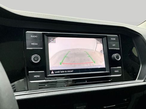 Used 2021 Volkswagen Jetta SE FWD image 24