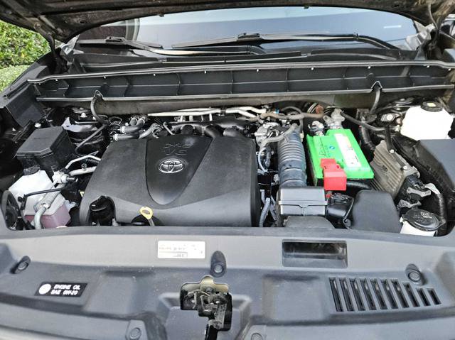 Used 2021 Toyota Highlander L FWD image 9