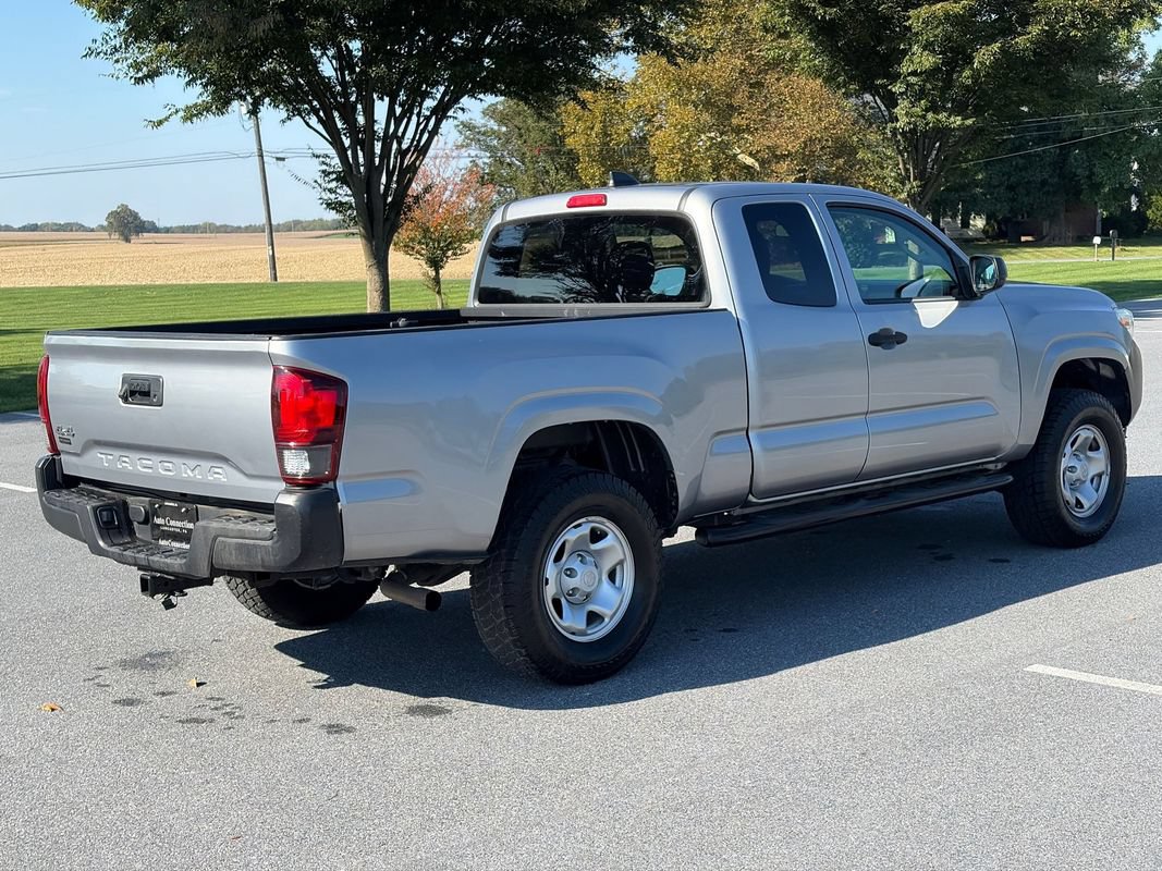 Used 2020 Toyota Tacoma SR AWD/4WD image 7