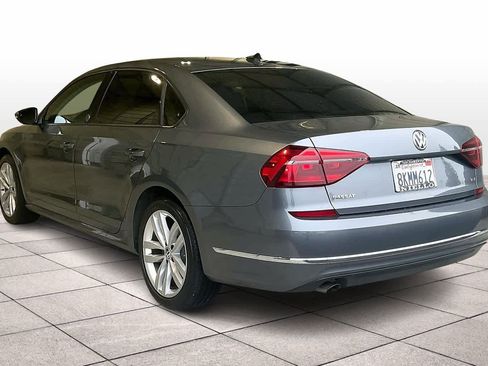 Used 2019 Volkswagen Passat 2.0T Wolfsburg image 13