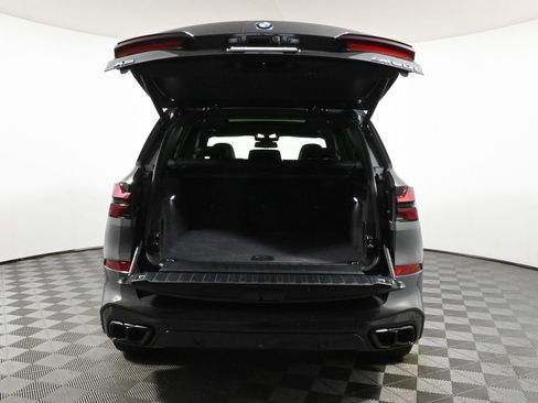 Used 2025 BMW X5 M60i w/ Executive Package image 41