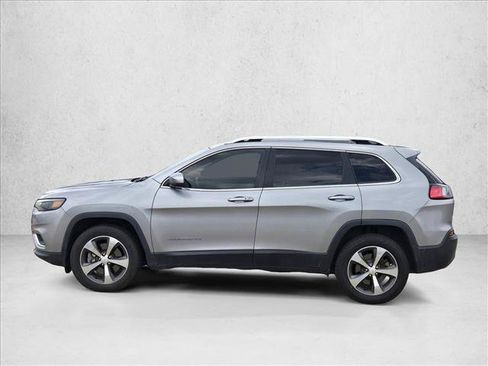 Used 2019 Jeep Cherokee Limited AWD/4WD image 8