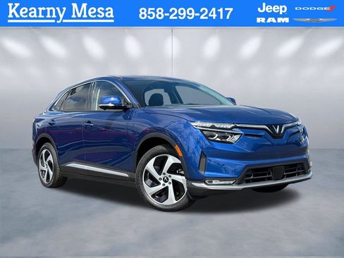 New 2025 VinFast VF 8 Eco AWD/4WD image 1