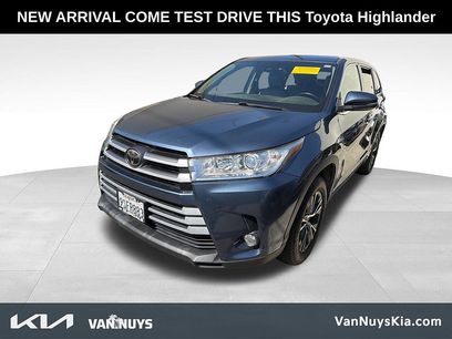 Used 2017 Toyota Highlander Plus w/ Carpet Mat Package