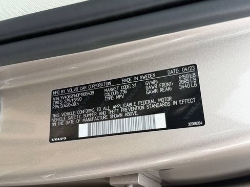 Certified 2023 Volvo XC90 B6 Plus AWD/4WD image 30