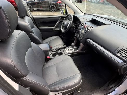Used 2014 Subaru Forester 2.5i Limited AWD/4WD image 31