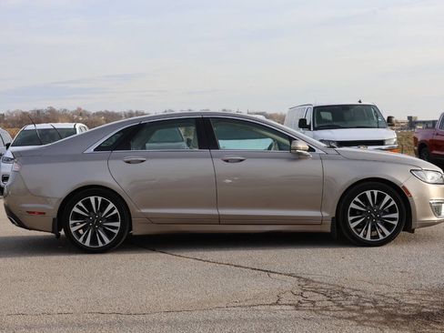 Used 2020 Lincoln MKZ Reserve w/ Elements Package image 7