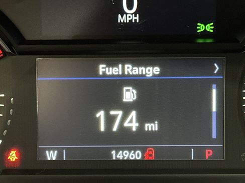 Used 2021 Cadillac XT4 Luxury image 25