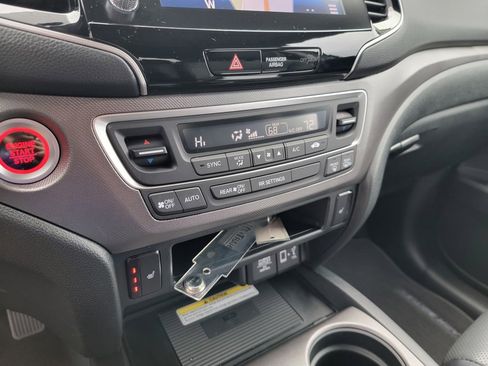 Certified 2023 Honda Ridgeline RTL-E image 34