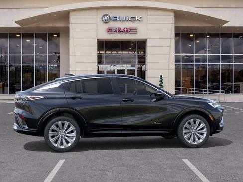 New 2026 Buick Envista Avenir FWD image 5