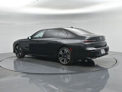Used 2023 BMW 740i w/ Parking Assistance Package RWD image 25