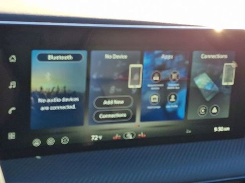 New 2026 Nissan Kicks SR w/ Cold Weather Package image 15