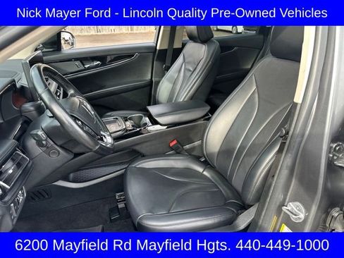 Used 2022 Lincoln Nautilus Reserve image 10