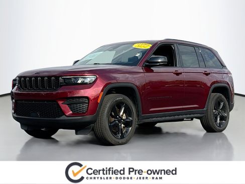 Certified 2024 Jeep Grand Cherokee Altitude image 12