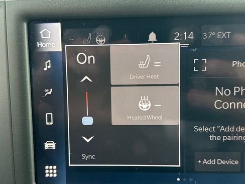 Used 2023 Chrysler Voyager LX image 14