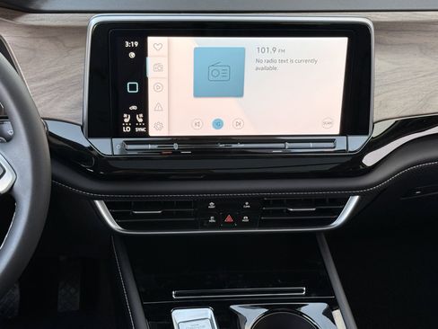 New 2026 Volkswagen Atlas SE image 13