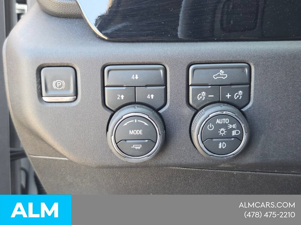 Used 2025 Chevrolet Silverado 2500 LT w/ Convenience Package AWD/4WD image 27