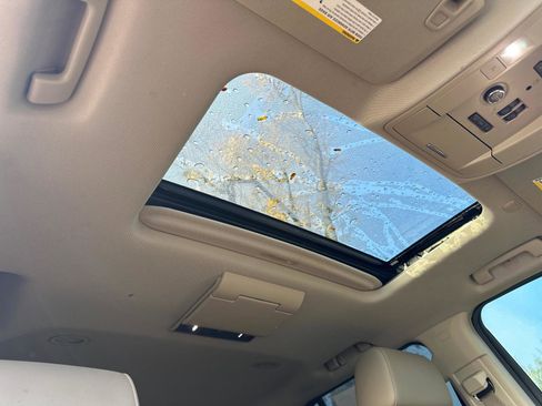 Used 2016 Chevrolet Tahoe LTZ image 9