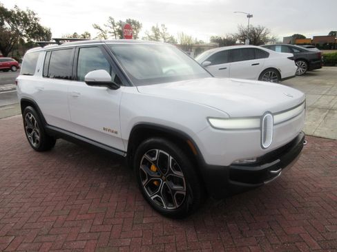 Used 2023 Rivian R1S Launch Edition image 79