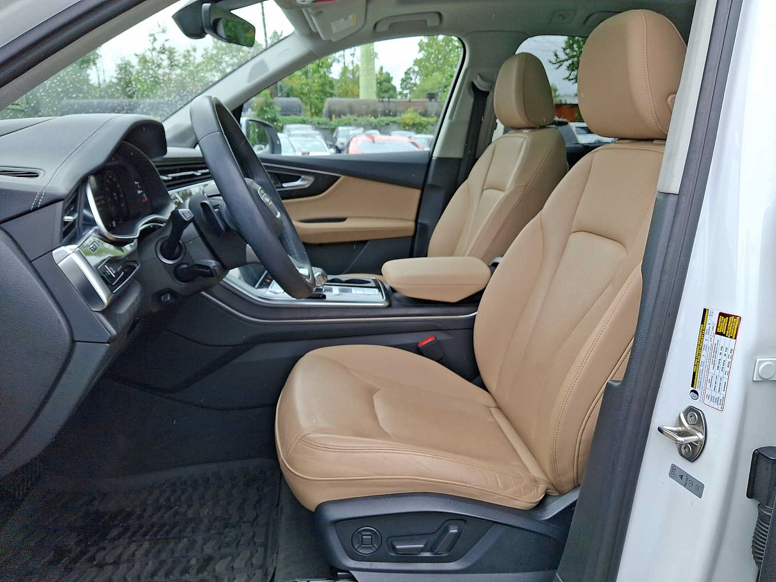 Used 2023 Audi Q7 3.0T Prestige AWD/4WD image 11