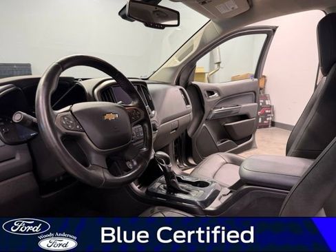 Used 2022 Chevrolet Colorado Z71 RWD image 9