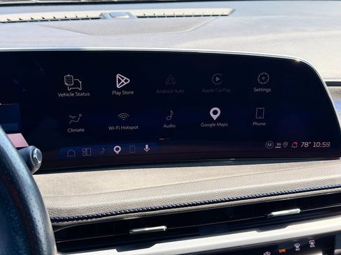 Used 2024 Cadillac XT4 Sport AWD/4WD image 16