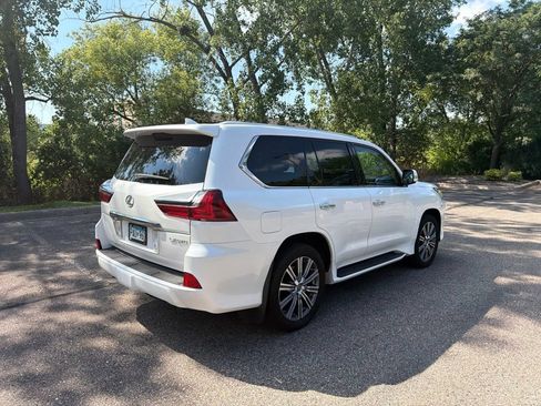 Used 2016 Lexus LX 570 4WD w/ Luxury Package image 27
