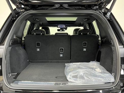 New 2025 Jeep Grand Cherokee Overland w/ Adv Protech Group III image 5