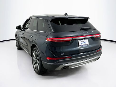 Used 2020 Lincoln Corsair Reserve w/ Rear Removable Package Tray image 7