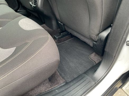 Used 2017 Jeep Cherokee Sport w/ Trailer Tow Group image 12