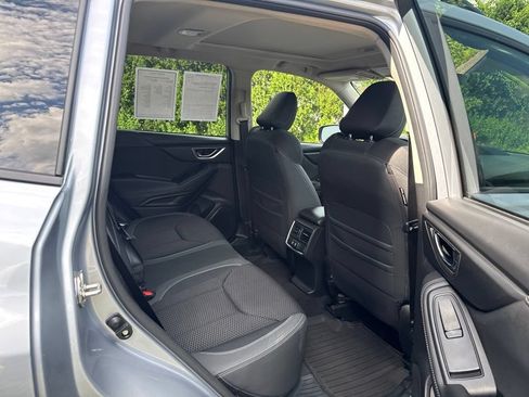 Used 2021 Subaru Forester Premium AWD/4WD image 13
