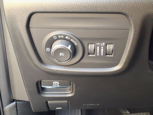 Used 2022 Jeep Grand Cherokee Summit w/ Adv Protech Group IV image 21