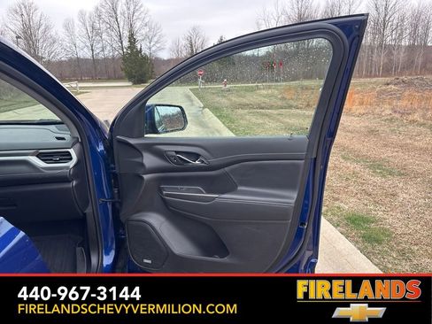 Certified 2023 GMC Acadia SLT w/ Technology Package image 36