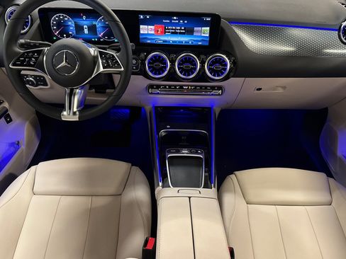 New 2025 Mercedes-Benz GLA 250 image 16