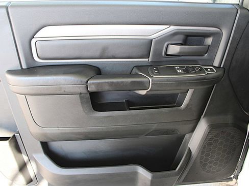 Used 2023 RAM 2500 Tradesman image 21