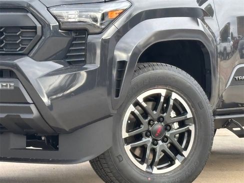 New 2026 Toyota Tacoma TRD Sport w/ TRD Sport Upgrade Package image 6