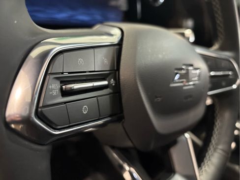 Certified 2025 Chevrolet Traverse Z71 w/ Driver Confidence Package image 14