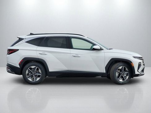 New 2026 Hyundai Tucson SEL image 3