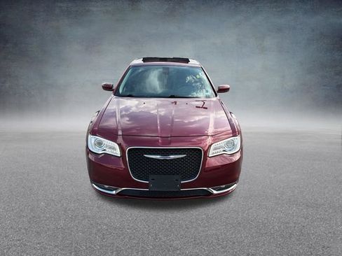 Used 2019 Chrysler 300 Touring w/ Quick Order Package 2EF image 17