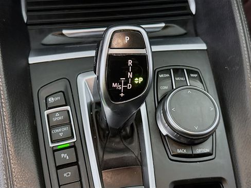 Used 2018 BMW X6 xDrive35i w/ M Sport Package AWD/4WD image 19