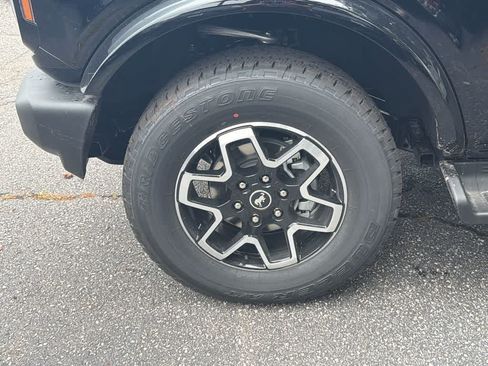 New 2026 Ford Bronco Outer Banks AWD/4WD image 9