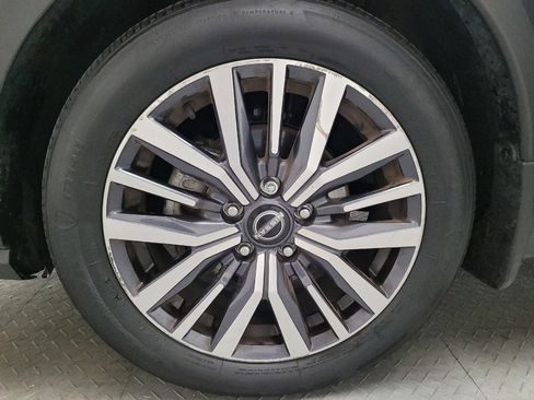 Used 2023 Nissan Kicks SV image 31