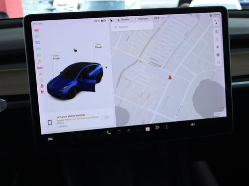 Used 2021 Tesla Model Y Long Range AWD/4WD image 19