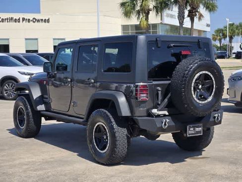 Used 2017 Jeep Wrangler Unlimited Sport w/ Quick Order Package 24S AWD/4WD image 4