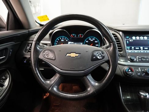 Used 2019 Chevrolet Impala LT w/ LT Convenience Package image 18