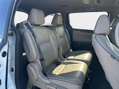 Used 2021 Honda Odyssey Elite image 8